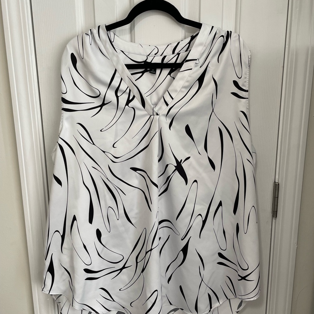 Alfani: Women’s Sleeveless White Blouse with Black Swirls, 3X